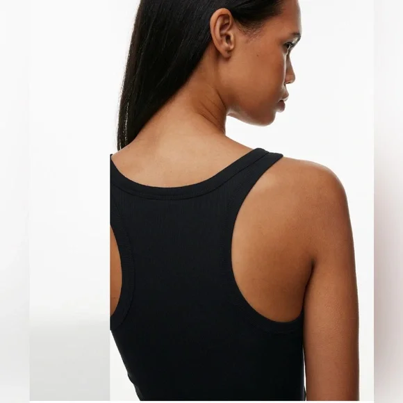 Sunday Best | Honor Crop Tank Top - Picture 4 of 9